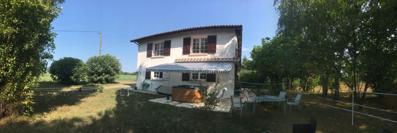 La Croix Blanche Acomodação com café da manhã Exterior foto